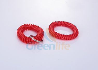 Μαλακή κόκκινη σωλήνωση Keychain TPU ανοίξεων σπειρών καρπών Bungee πλαστική με το διασπασμένο δαχτυλίδι