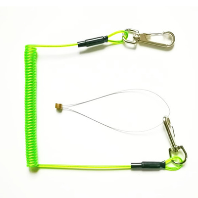 Σαφές πράσινο κορδόνι σπειρών σχεδίασης Stopdrop με το γάντζο στροφέων κραμάτων ψευδάργυρου κάθε τέλος